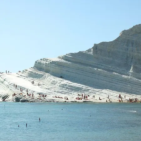 Dimora Foderà *